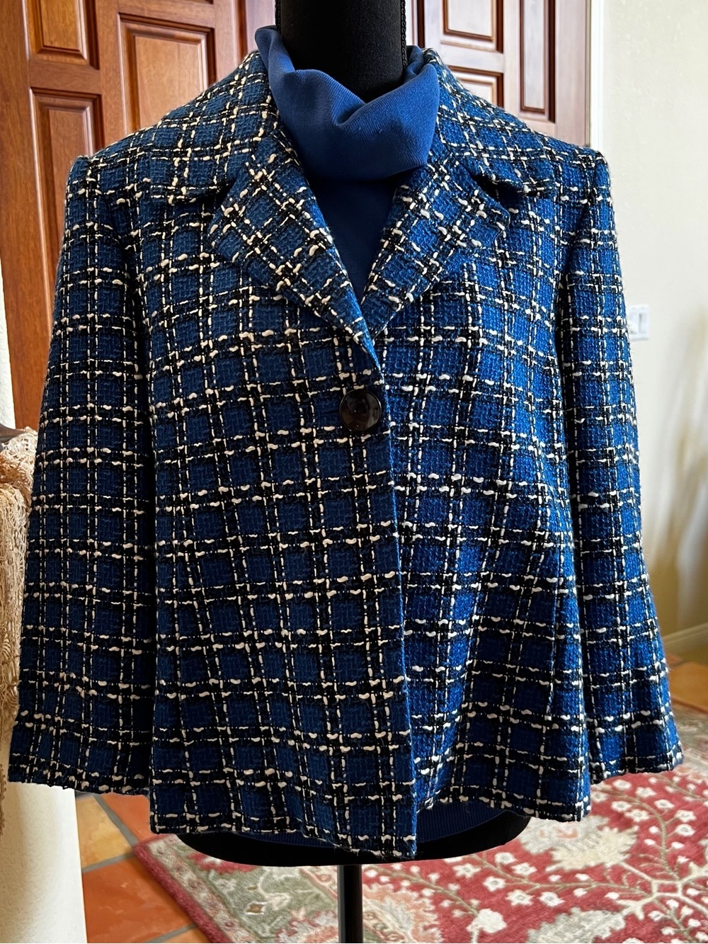 Josephine  Essentials Vintage Plaid Blue and Black Blazer Size 8